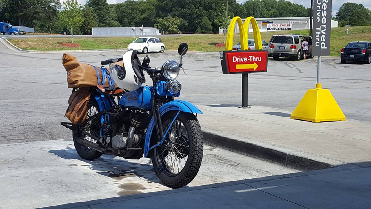 Gas stop on the way home. Both me and my bike need a lot of grease to run smoothly.