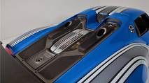 Porsche 918 Spyder Voodoo Blue