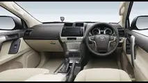 2018 Toyota Land Cruiser Prado official images