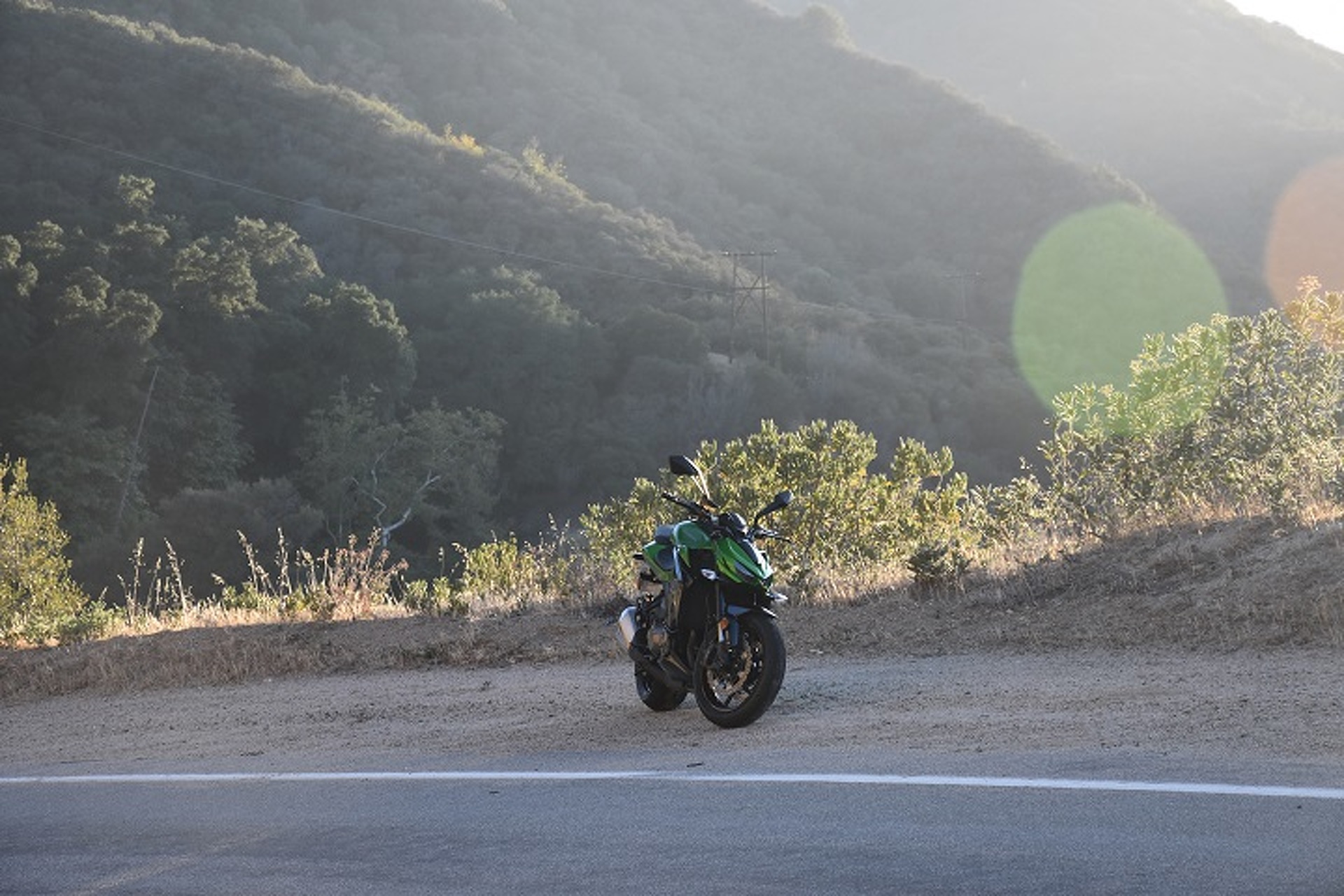 The Kawasaki Z1000 Is the McLaren 650S Spider Of Superbikes: Review