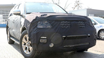 Kia Mohave spy shots