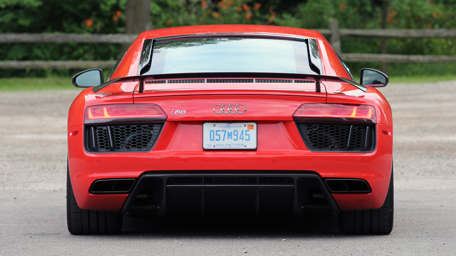 2017 Audi R8: İlk Sürüş