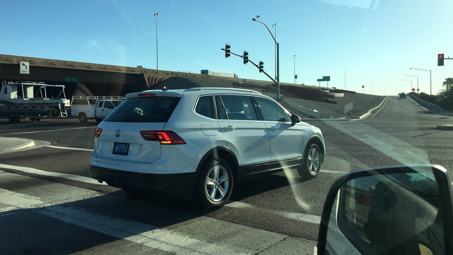 Volkswagen Tiguan XL photos espion