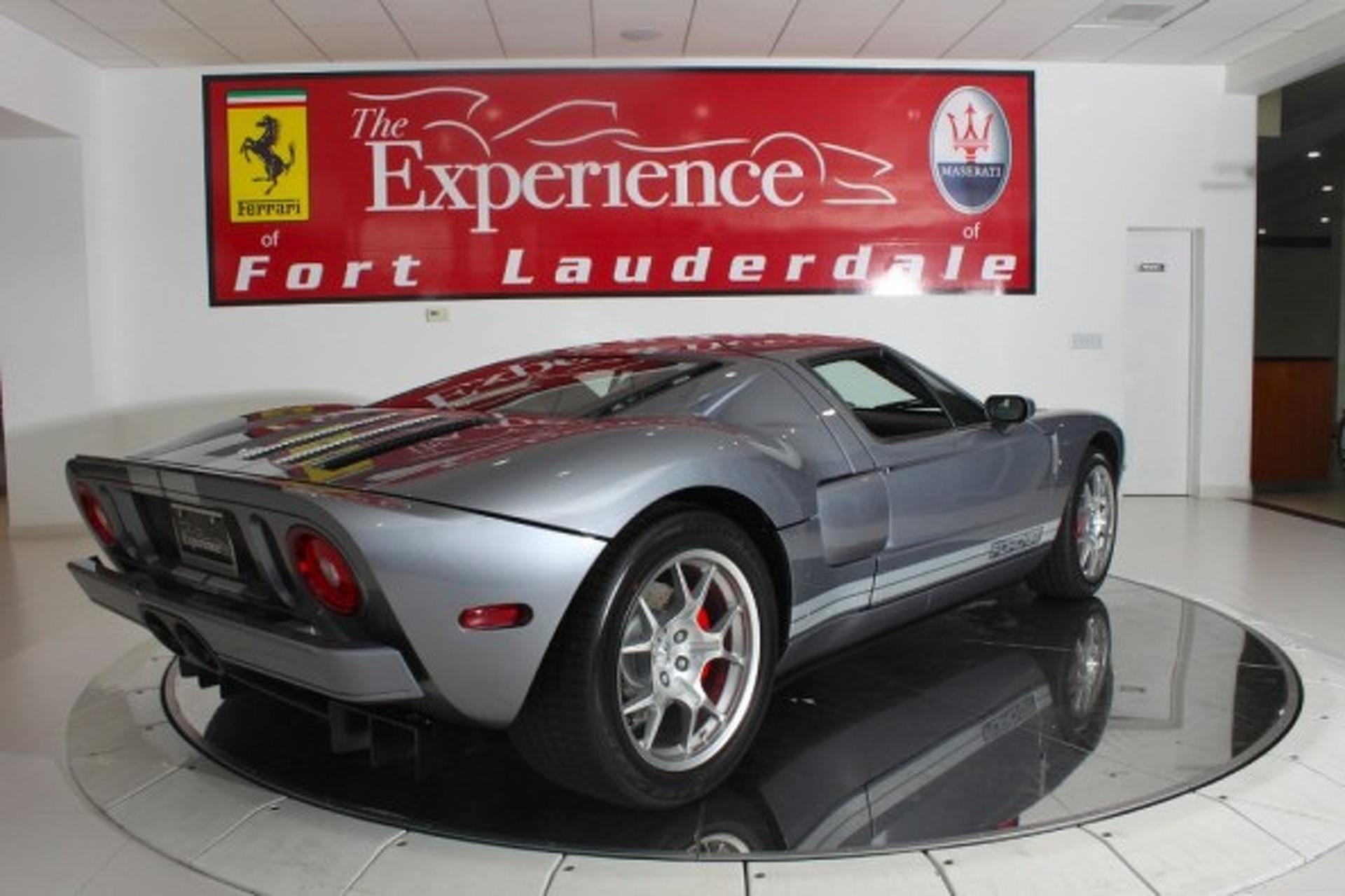 Sold Ride: Brand-Spanking New 2006 Ford GT