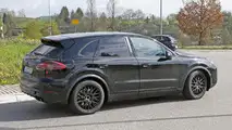 2018 Porsche Cayenne Spy Photos