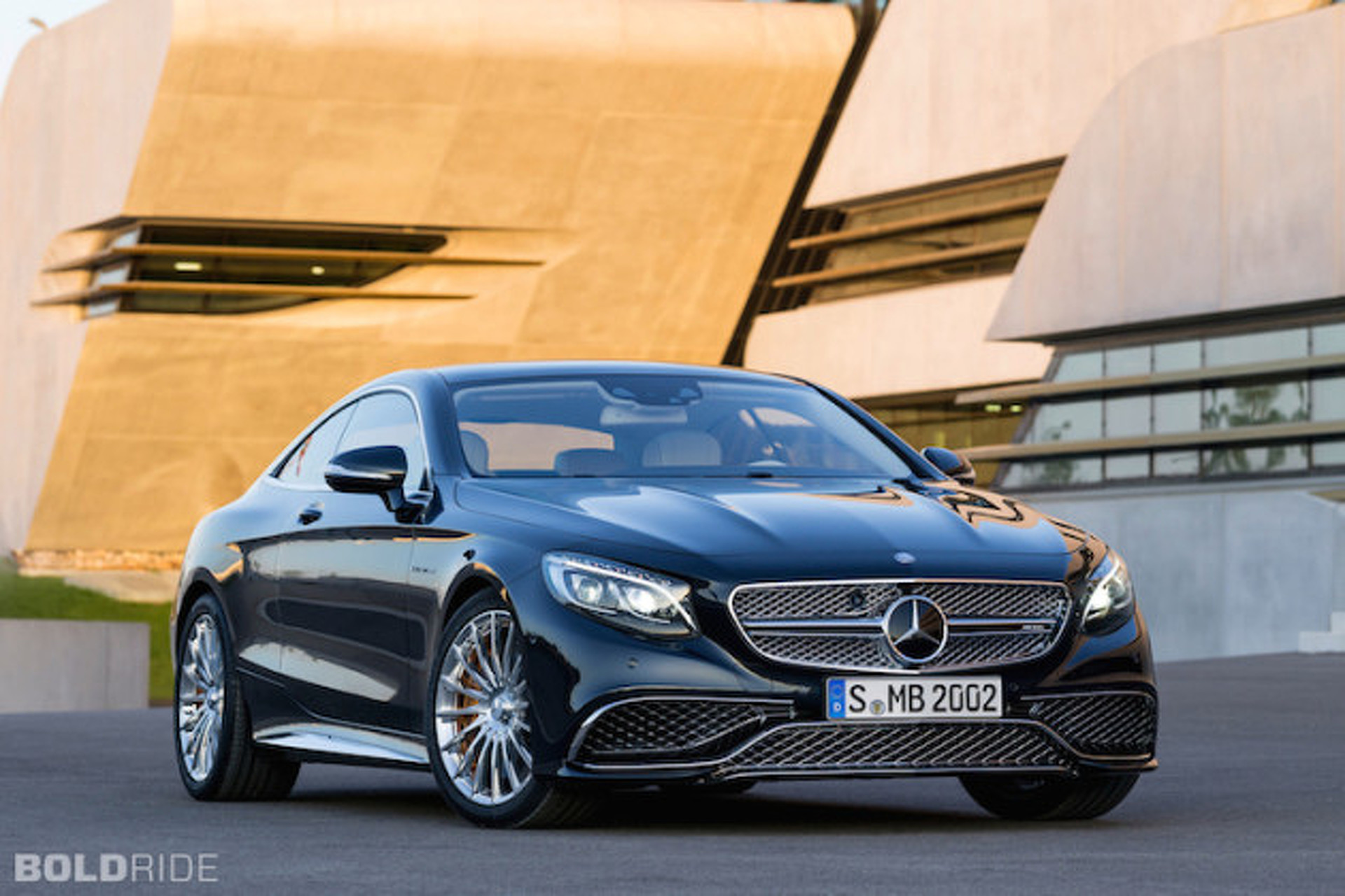 2015 Mercedes-Benz S65 AMG: A Super Coupe Wearing a Tuxedo