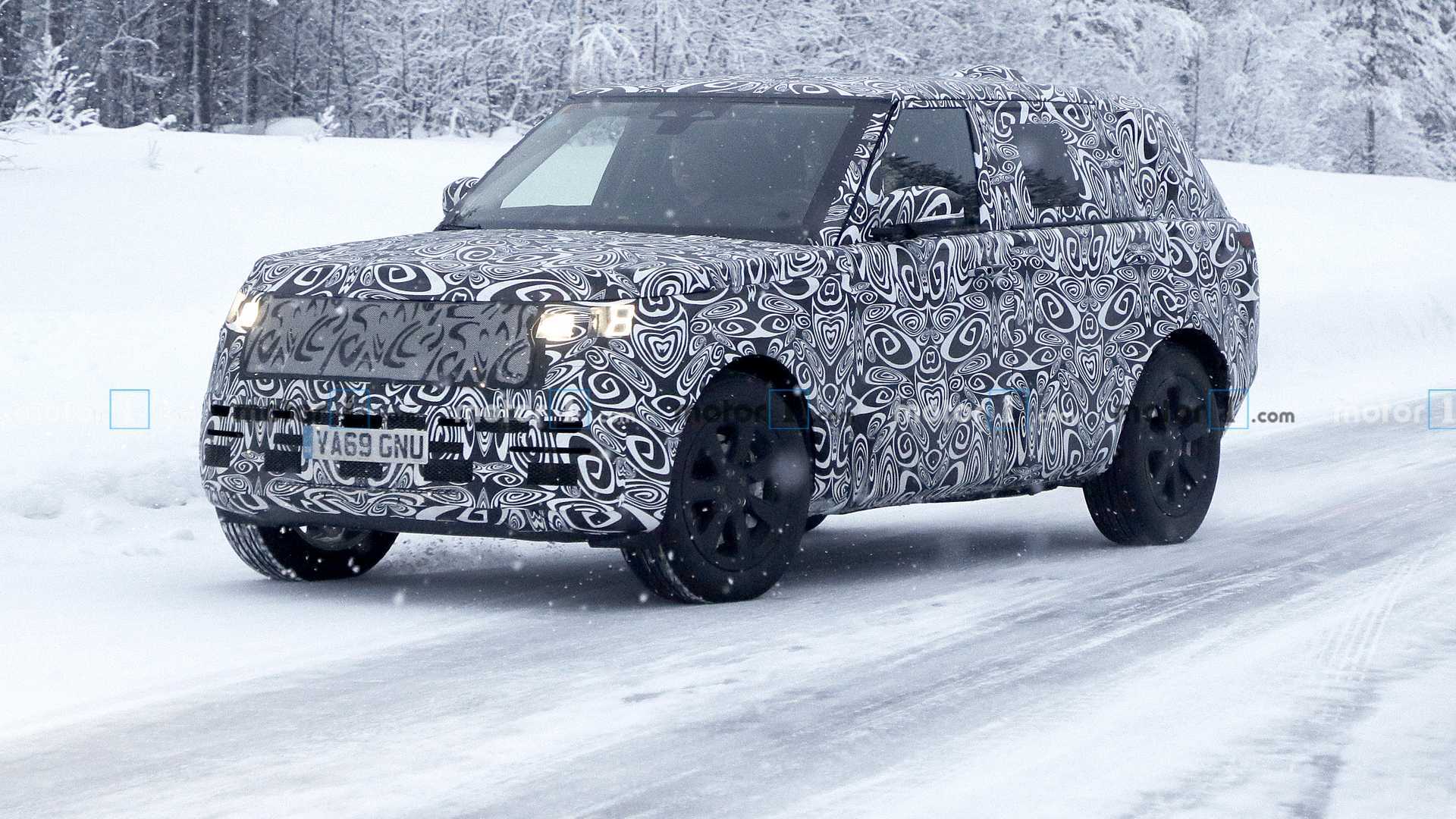 https://cdn.motor1.com/images/mgl/rB9J6/s1/2021-range-rover-spy-photo.jpg 2021-range-rover-spy-photo