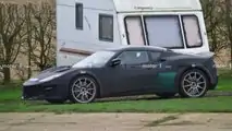 Lotus Esprit auf Erlkönigbildern