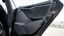 T Sportline Tesla Deri İç Kabin