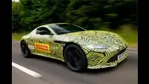 2018er Aston Martin Vantage erwischt