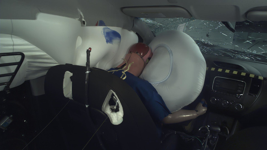 2017 Kia Forte Crash Test