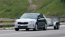 Foto spia della Skoda Octavia Facelift del 2024 dentro e fuori