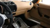 Tre Tesla Roadster trovati in vendita in Cina