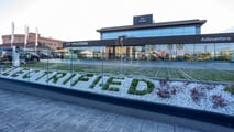 Foto - Hyundai Autosantoro, punti di ricarica elettrica