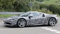 Premières photos d'espionnage du lifting de la Ferrari SF90