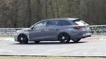 Photos espion de la Cupra Leon Sportstourer 2024