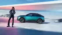 Immagini ufficiali della Peugeot E-3008 2024