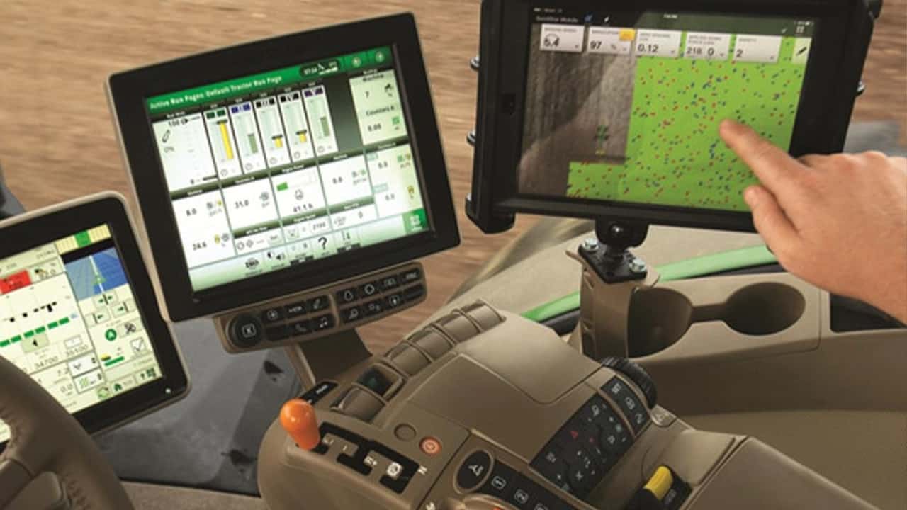 john-deere-lancia-jd-lai-che-usa-i-tuoi-dati-gratis