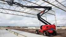 Manitou porta al GIS 2025 le soluzioni elettriche Oxygen