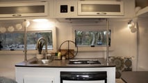 Escape Trailer E13 2026 caravana ligera