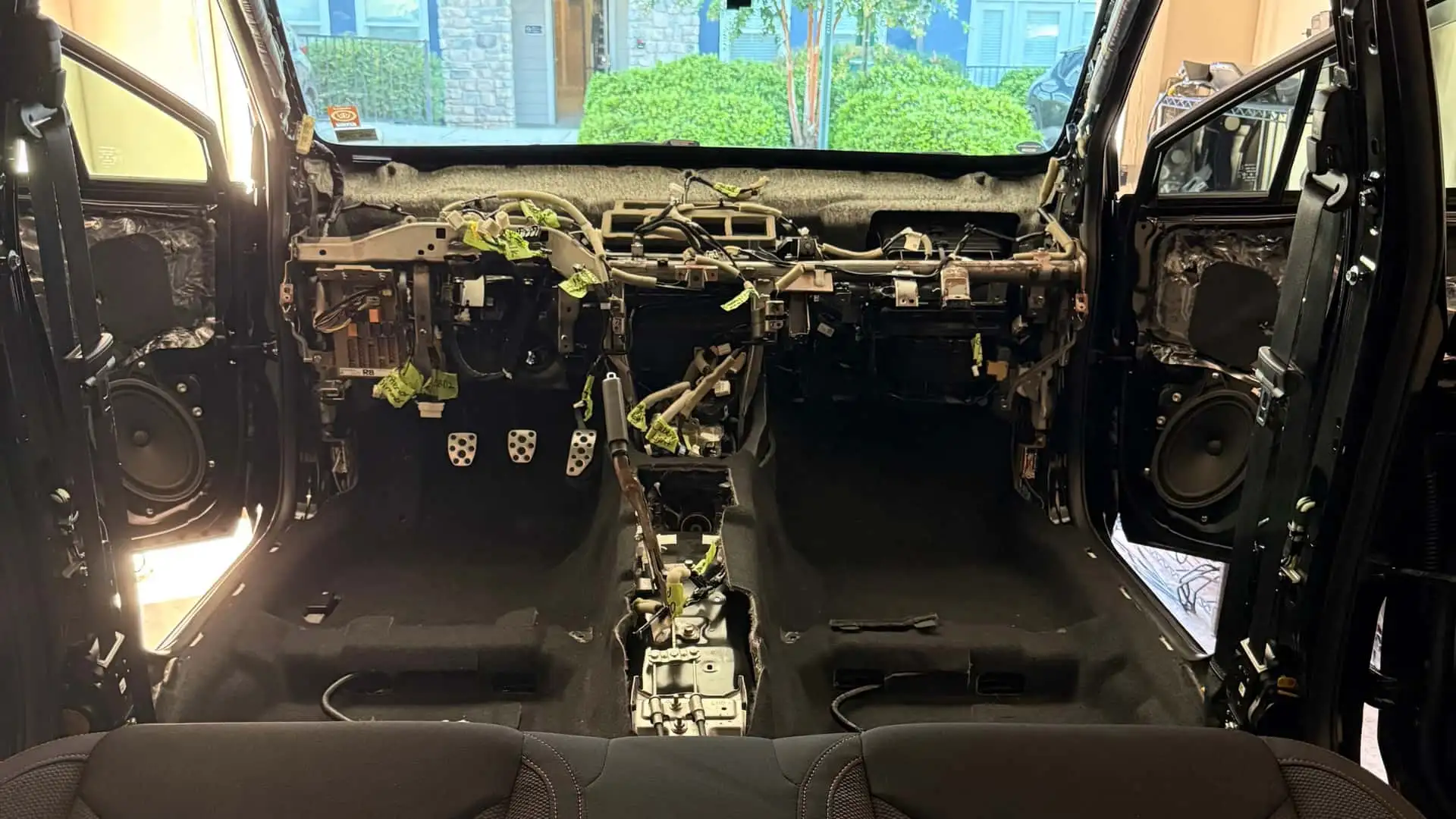 https://cdn.motor1.com/images/mgl/rK7mLP/s1/subaru-wrx-swapped-crosstrek-project.webp