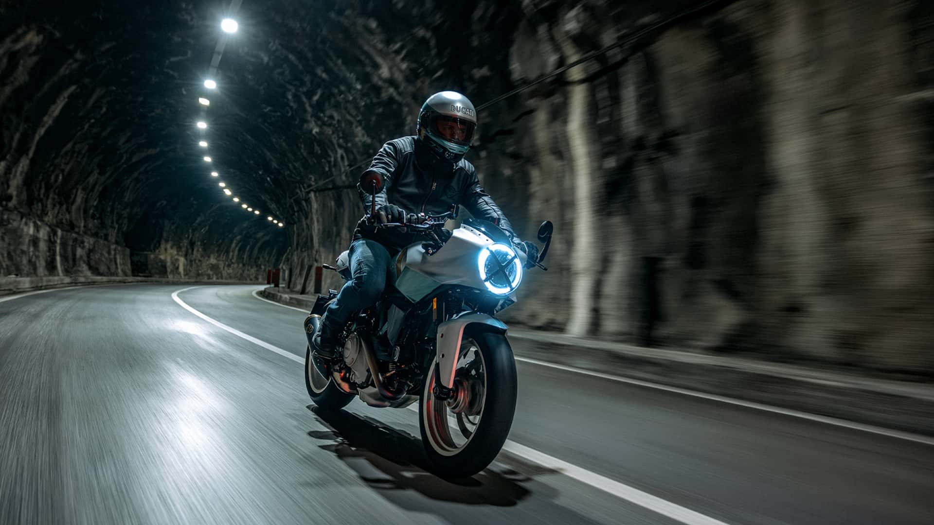 The Ducati Formula 73 Is Pure Paul Smart Fan Fiction