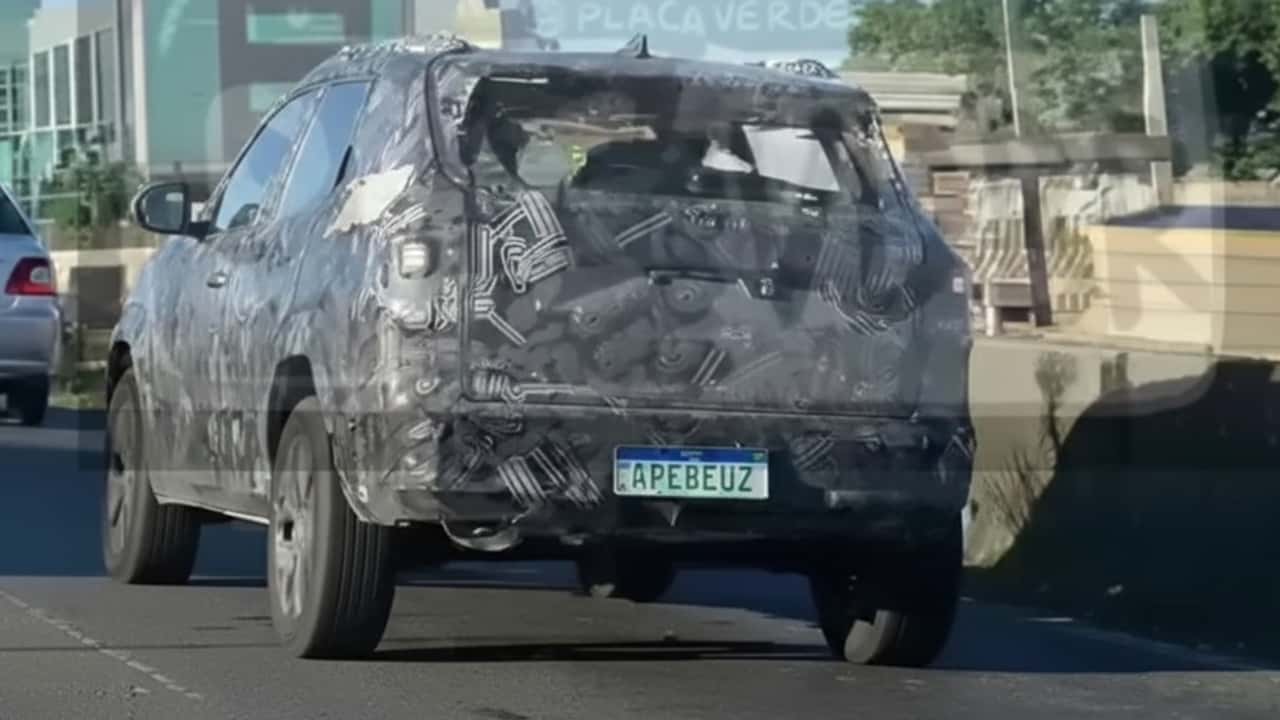 Novo Renault Duster 2027 é flagrado em testes no Brasil