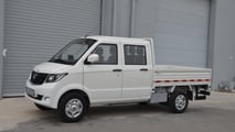 Ari 901 mit Doppelkabine als Pritschenwagen: Das Exterieur