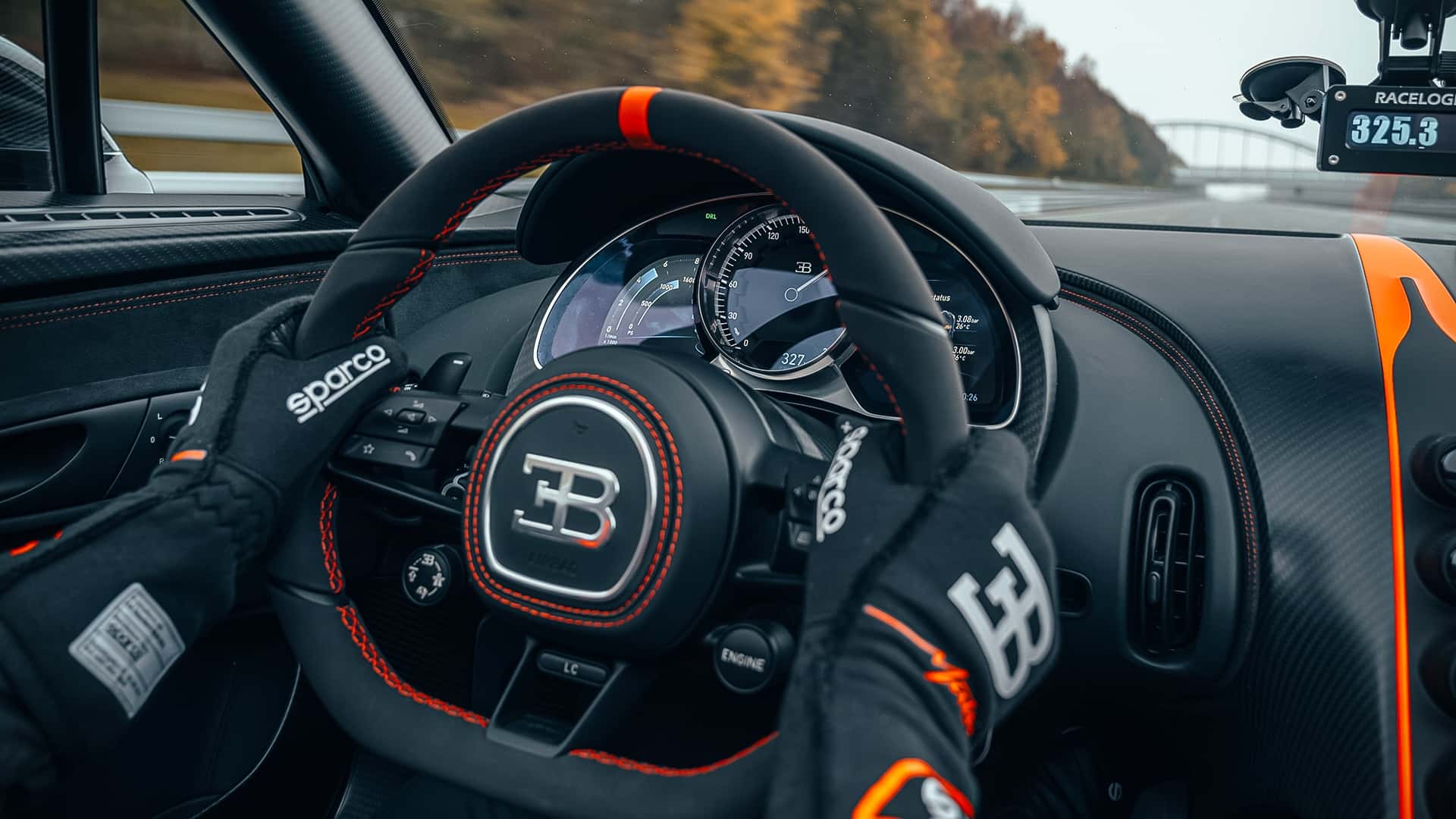 Bugatti W16 Mistral: Now the fastest open-top car in the world, image size:1920x1080