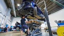 BMW elektrikli otomobiller için pilleri geri dönüştürüyor