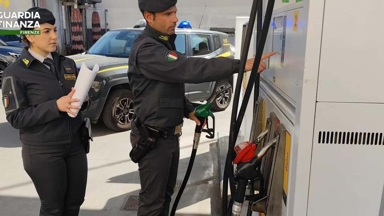 carburanti-irregolarita-nei-prezzi-in-7-controlli-su-10
