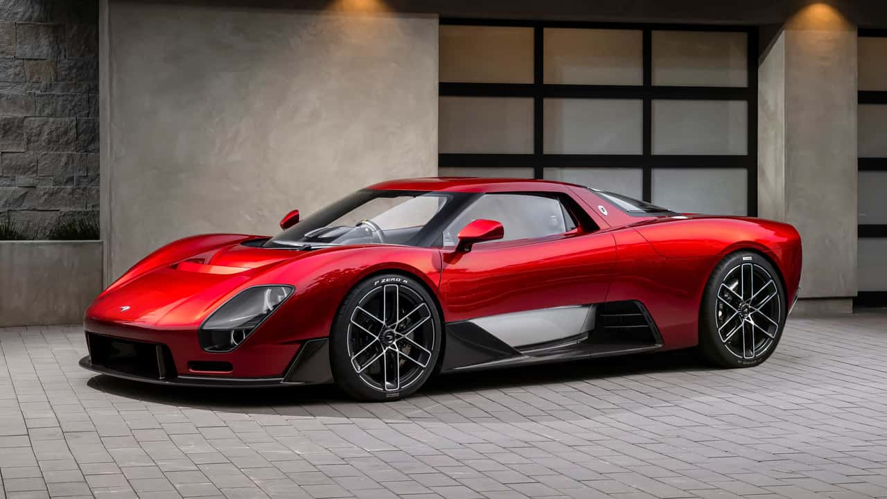 McLaren McL 6GT