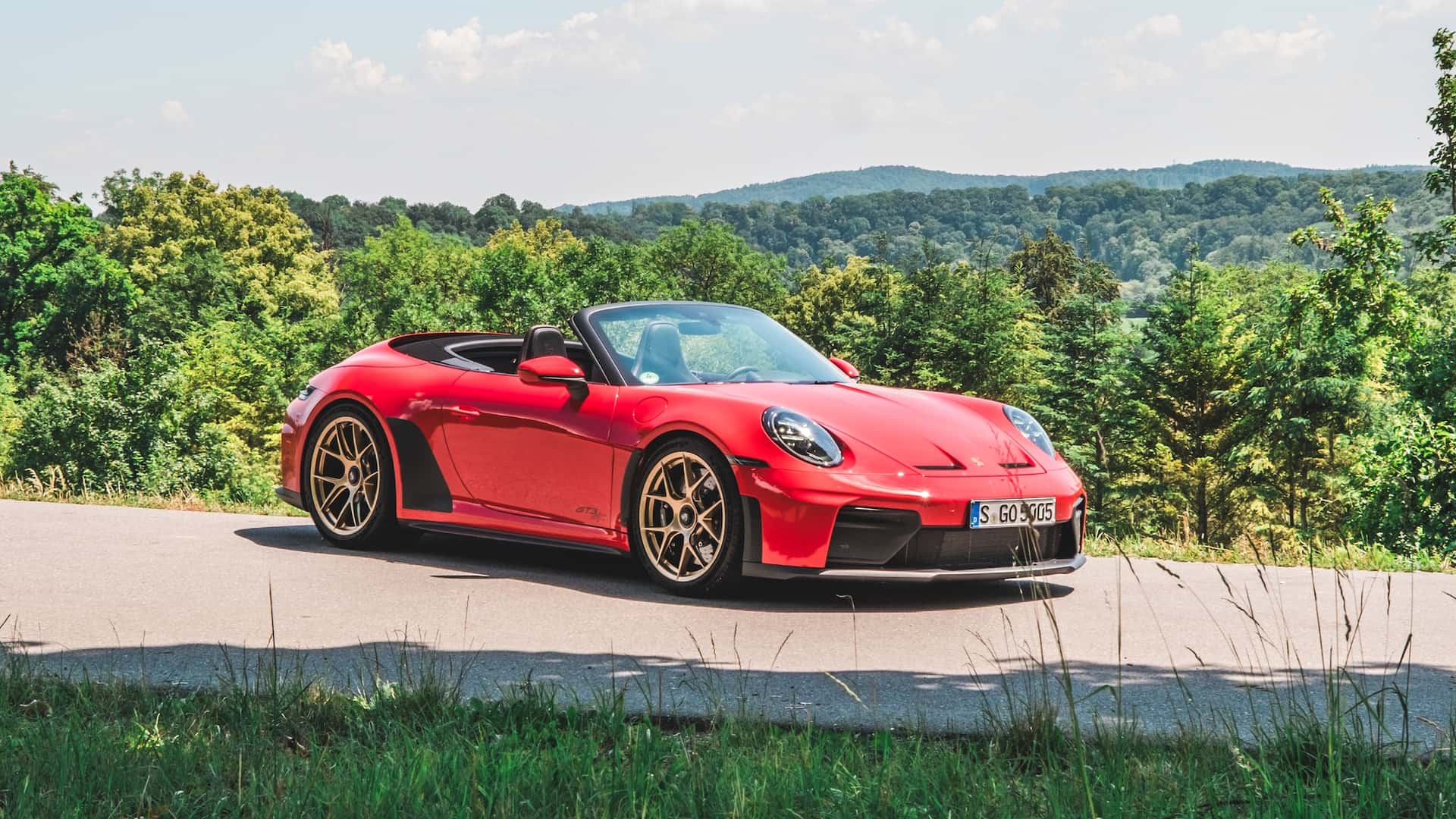 https://cdn.motor1.com/images/mgl/rKJg6X/s1/2027-porsche-911-gt3-s-c-first-drive-review.jpg