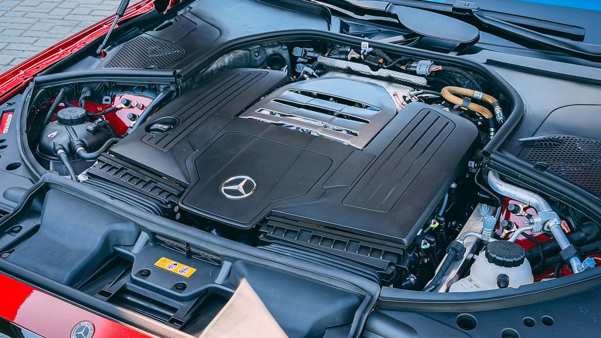 https://cdn.motor1.com/images/mgl/rKJjl9/s1/2027-mercedes-benz-s-class-first-drive-review.jpg