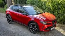 Alfa Romeo x Alcantara Werksbesuch