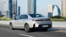 2027 BMW i7