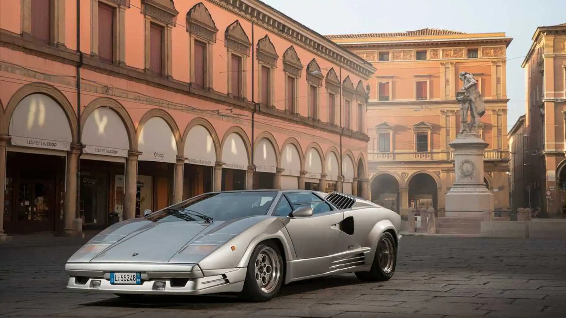 lamborghini-countach-25deg-anniversario.webp