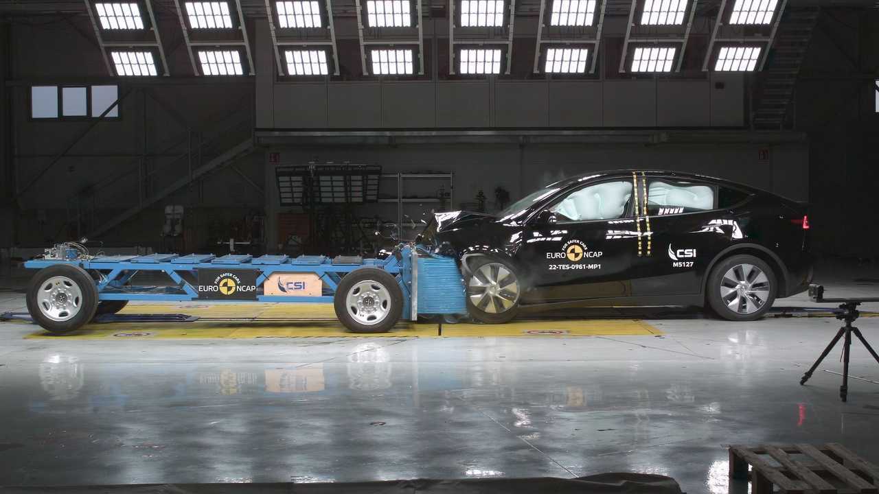 I crash test della Tesla Model Y