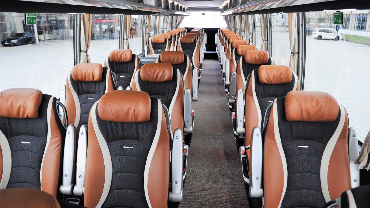 Il Setra S 516 HD di Marx Reisen