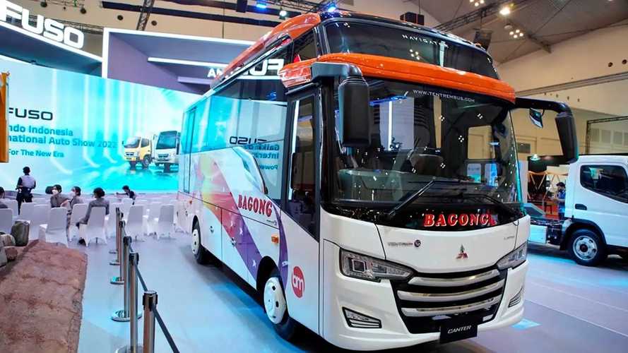 Fuso Canter Euro 4 Mulai Dikirim kepada Pemesannya