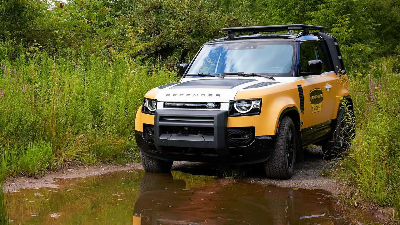 Land Rover Defender Trophy Edition 2023