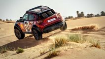 Foto - La Nissan Juke Hybrid Rally Tribute guidata nel deserto del Sahara
