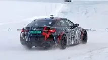 Foto spia EV a quattro motori basati su BMW i4 M50