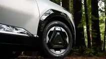 2024 Kia EV9 in US specification exterior front fender and wheel