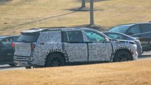 New Chevrolet Traverse Side View Spy Photo