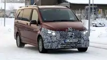 Makyajlı Mercedes-Benz EQV Casus Fotoğrafları