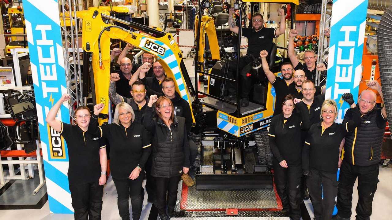 JCB: millesimo escavatore elettrico 19C-1E