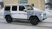 Mercedes-Benz G-Klasse Facelift-Spionagefoto (Seitenansicht)