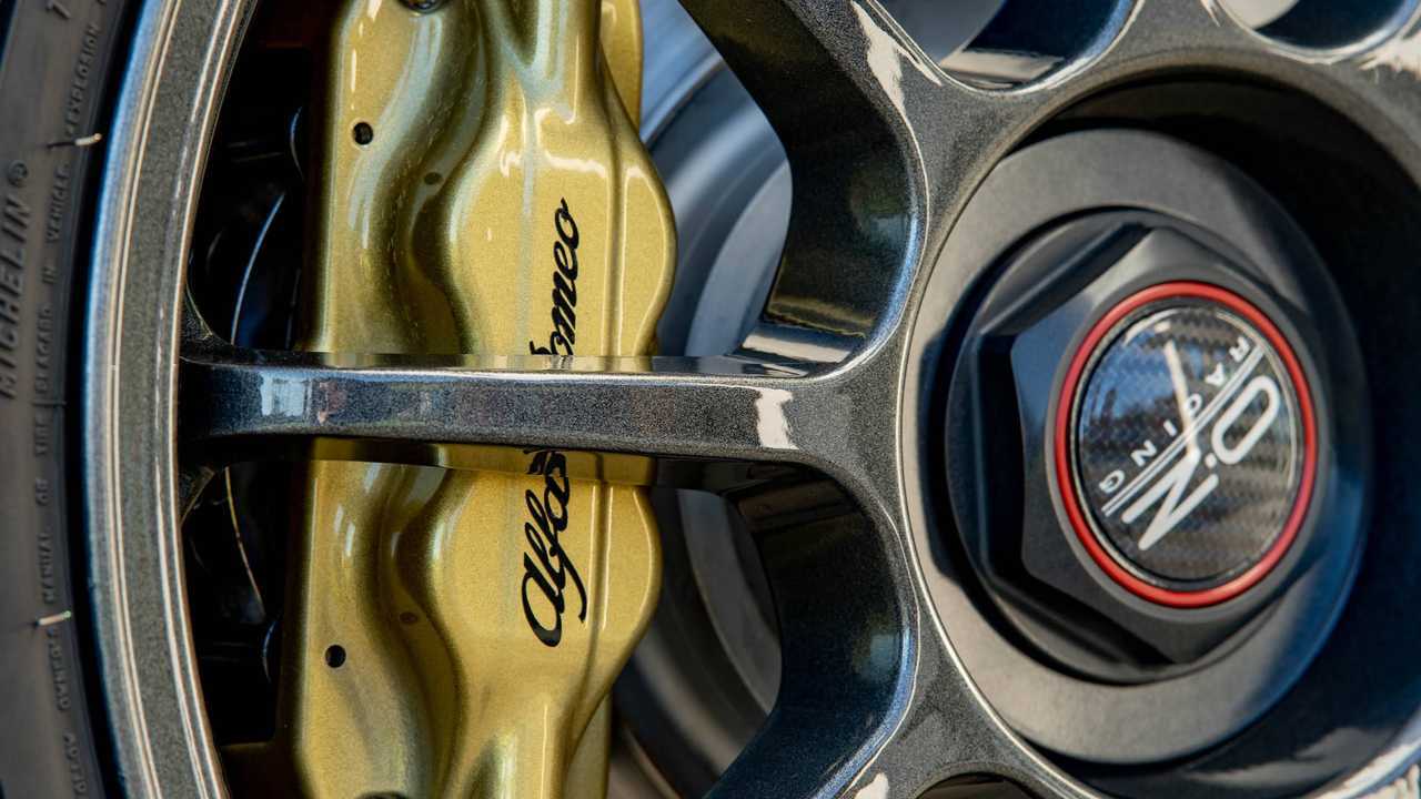 Alfa Romeo 156 GTAm, l'omaggio alla Giulia GTAm