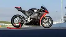 Ducati V21 L - Parcheggiata, profilo destro